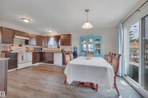 1035 55 Street, Edmonton, AB - Indoor