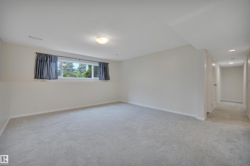 1035 55 Street, Edmonton, AB - Indoor Photo Showing Other Room