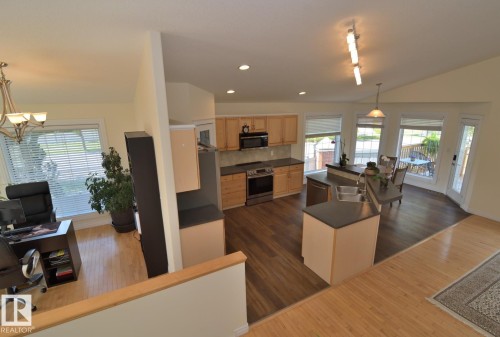 60 Lauralcrest Place, St. Albert, AB - Indoor