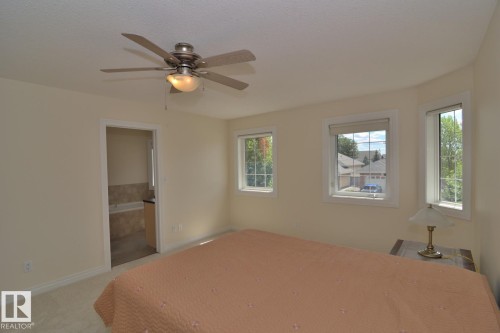 60 Lauralcrest Place, St. Albert, AB - Indoor Photo Showing Bedroom