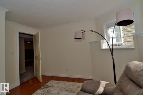 60 Lauralcrest Place, St. Albert, AB - Indoor