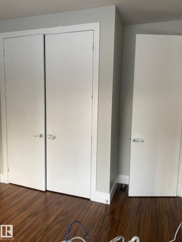 9533 101 Street, Edmonton, AB - Indoor Photo Showing Other Room