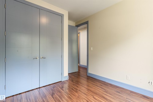 9533 101 Street, Edmonton, AB - Indoor Photo Showing Other Room