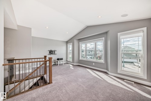 1921 33 Street, Edmonton, AB - Indoor Photo Showing Other Room