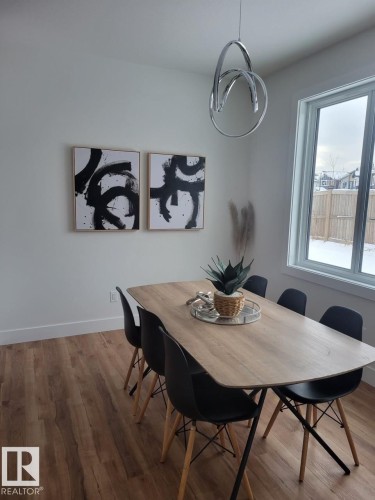 49 Eldridge Point, St. Albert, AB - Indoor Photo Showing Dining Room
