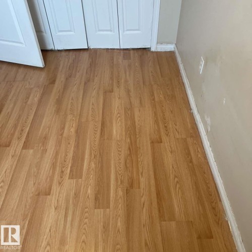 9518 106 Avenue, Edmonton, AB - Indoor Photo Showing Other Room