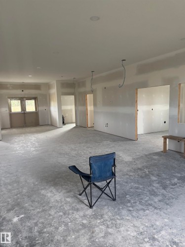 56512 Rr 105, Rural St. Paul County, AB - Indoor Photo Showing Garage