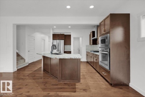 20517 98A Avenue, Edmonton, AB - Indoor Photo Showing Kitchen With Upgraded Kitchen