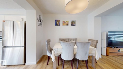 64 1110 Daniels Link Link, Edmonton, AB - Indoor Photo Showing Dining Room