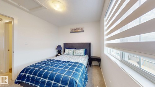 64 1110 Daniels Link Link, Edmonton, AB - Indoor Photo Showing Bedroom