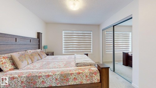 64 1110 Daniels Link Link, Edmonton, AB - Indoor Photo Showing Bedroom