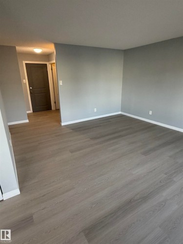 202 10740 105 Street, Edmonton, AB - Indoor Photo Showing Other Room