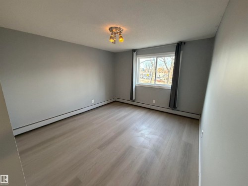 202 10740 105 Street, Edmonton, AB - Indoor Photo Showing Other Room