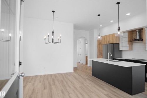 20603 42 Avenue, Edmonton, AB - Indoor Photo Showing Kitchen With Upgraded Kitchen