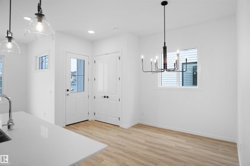 20603 42 Avenue, Edmonton, AB - Indoor Photo Showing Other Room