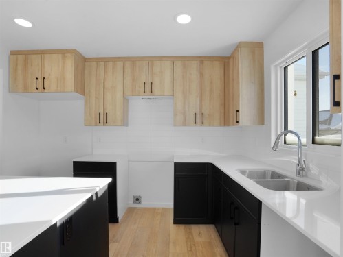 1299 Keswick Drive, Edmonton, AB - Indoor Photo Showing Other Room