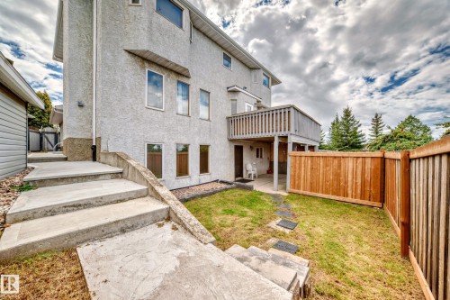 1068 James Crescent, Edmonton, AB - Outdoor