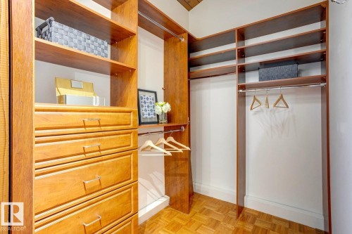 18420 8A Avenue, Edmonton, AB - Indoor Photo Showing Other Room