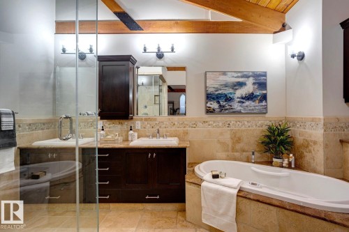 18420 8A Avenue, Edmonton, AB - Indoor Photo Showing Bathroom