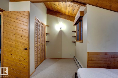 18420 8A Avenue, Edmonton, AB - Indoor Photo Showing Other Room