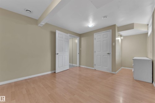 18615 75 Avenue, Edmonton, AB - Indoor Photo Showing Other Room