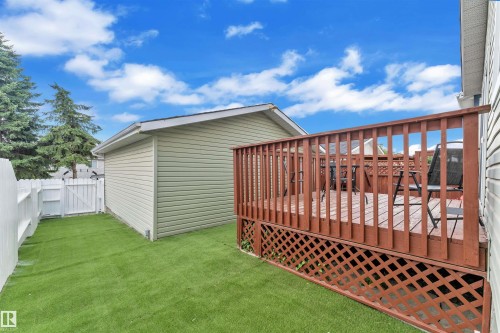 18615 75 Avenue, Edmonton, AB - Outdoor