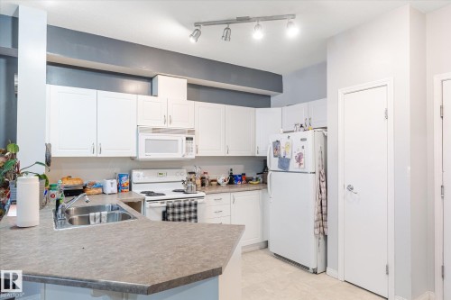 224 4304 139 Avenue, Edmonton, AB - Indoor Photo Showing Kitchen With Double Sink