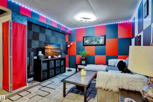 3279 139 Avenue, Edmonton, AB - Indoor