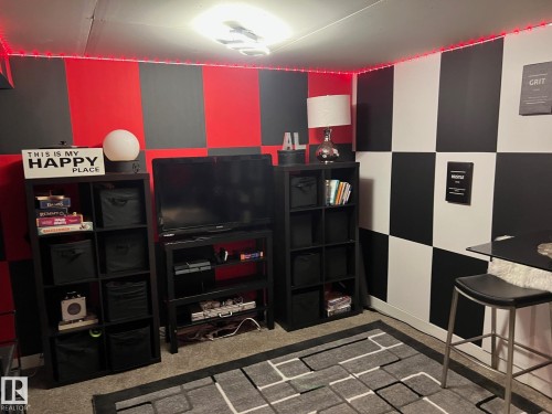 3279 139 Avenue, Edmonton, AB - Indoor