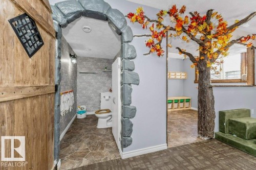 407 Watt Boulevard Sw, Edmonton, AB -  Photo Showing Other Room