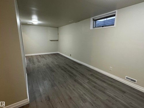 5 14130 80 Street, Edmonton, AB - Indoor Photo Showing Other Room