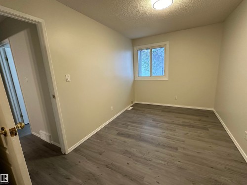 5 14130 80 Street, Edmonton, AB - Indoor Photo Showing Other Room