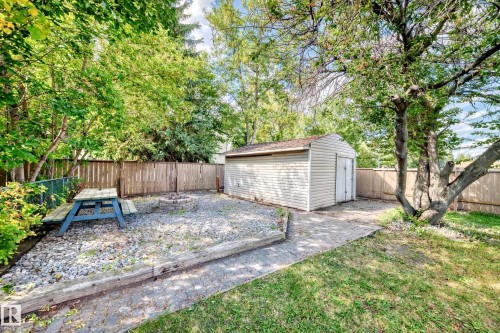 207 Homestead Crescent, Edmonton, AB - Outdoor