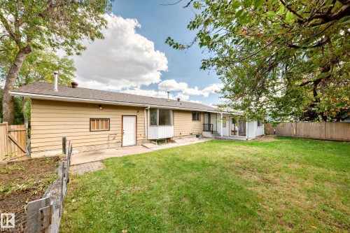 207 Homestead Crescent, Edmonton, AB - Outdoor