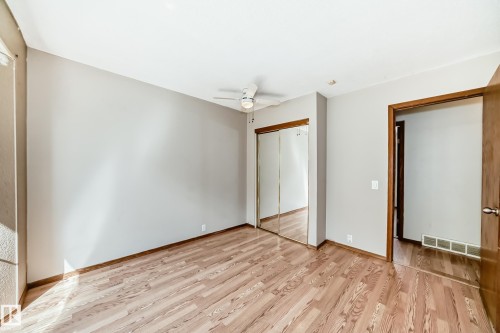 207 Homestead Crescent, Edmonton, AB - Indoor Photo Showing Other Room