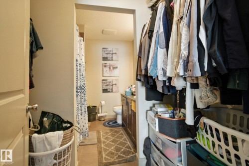 8 1820 34 Avenue, Edmonton, AB - Indoor Photo Showing Other Room