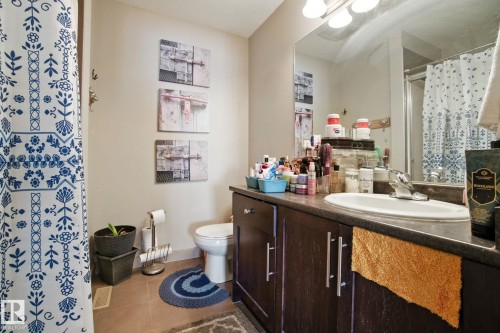 8 1820 34 Avenue, Edmonton, AB - Indoor Photo Showing Bathroom