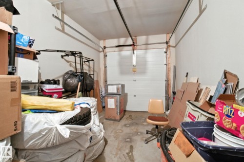 8 1820 34 Avenue, Edmonton, AB - Indoor Photo Showing Garage