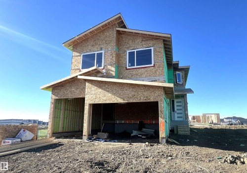 18 Mockingbird Crescent  Fort Saskatchewan, AB T8L 1P3