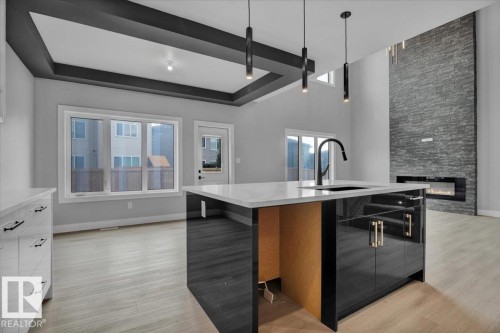65 Blackbird Bend, Fort Saskatchewan, AB - Indoor Photo Showing Kitchen