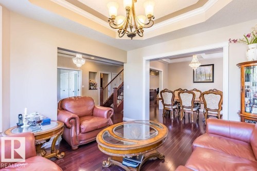 10535 80 Street, Edmonton, AB - Indoor Photo Showing Living Room