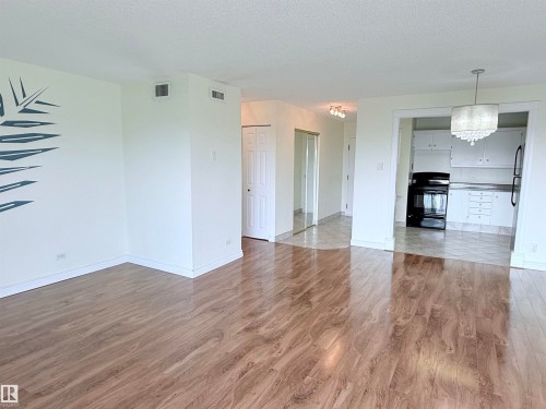 604 11027 87 Avenue, Edmonton, AB - Indoor