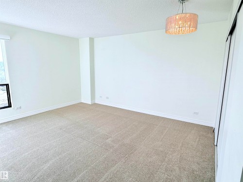 604 11027 87 Avenue, Edmonton, AB - Indoor Photo Showing Other Room