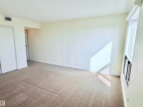 604 11027 87 Avenue, Edmonton, AB - Indoor Photo Showing Other Room