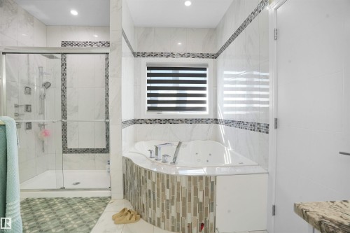 16608 9 Street, Edmonton, AB - Indoor Photo Showing Bathroom