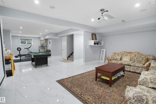 16608 9 Street, Edmonton, AB - Indoor Photo Showing Other Room