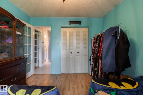 10820 170 Avenue Nw, Edmonton, AB - Indoor