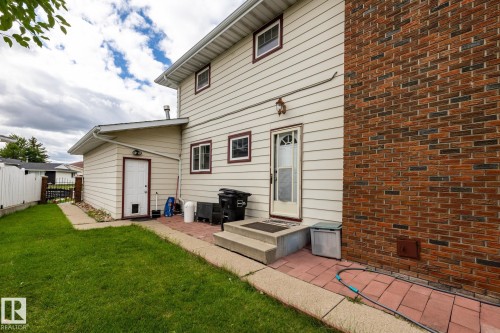 10820 170 Avenue Nw, Edmonton, AB - Outdoor With Exterior