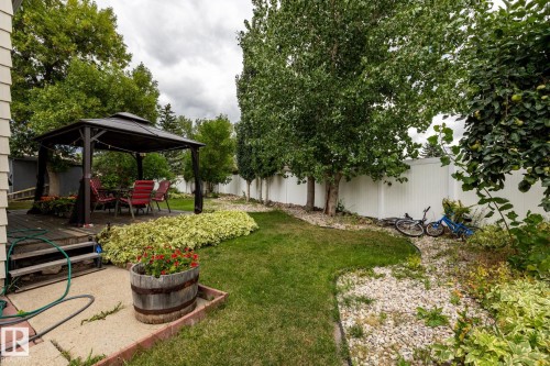 10820 170 Avenue Nw, Edmonton, AB - Outdoor With Backyard