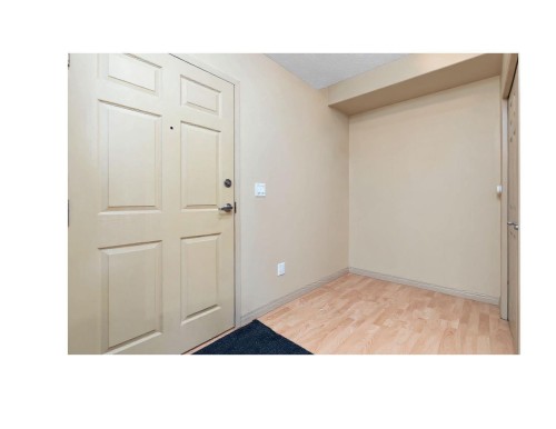 209 5280 Terwillegar Boulevard Nw, Edmonton, AB - Indoor Photo Showing Other Room